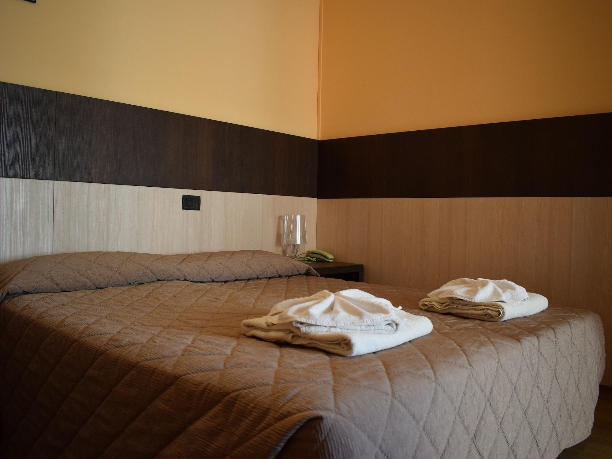 Hotel Bamby Rimini Ngoại thất bức ảnh