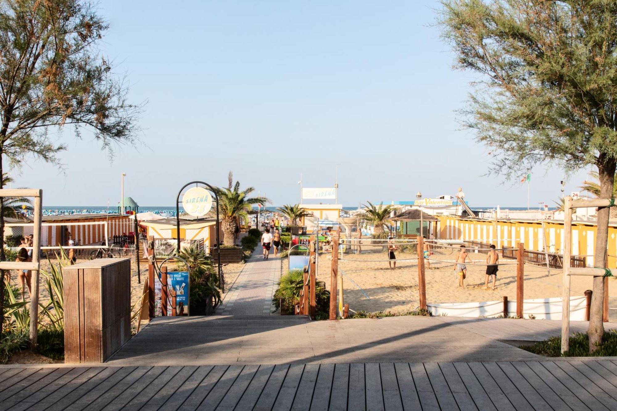 Hotel Bamby Rimini Ngoại thất bức ảnh