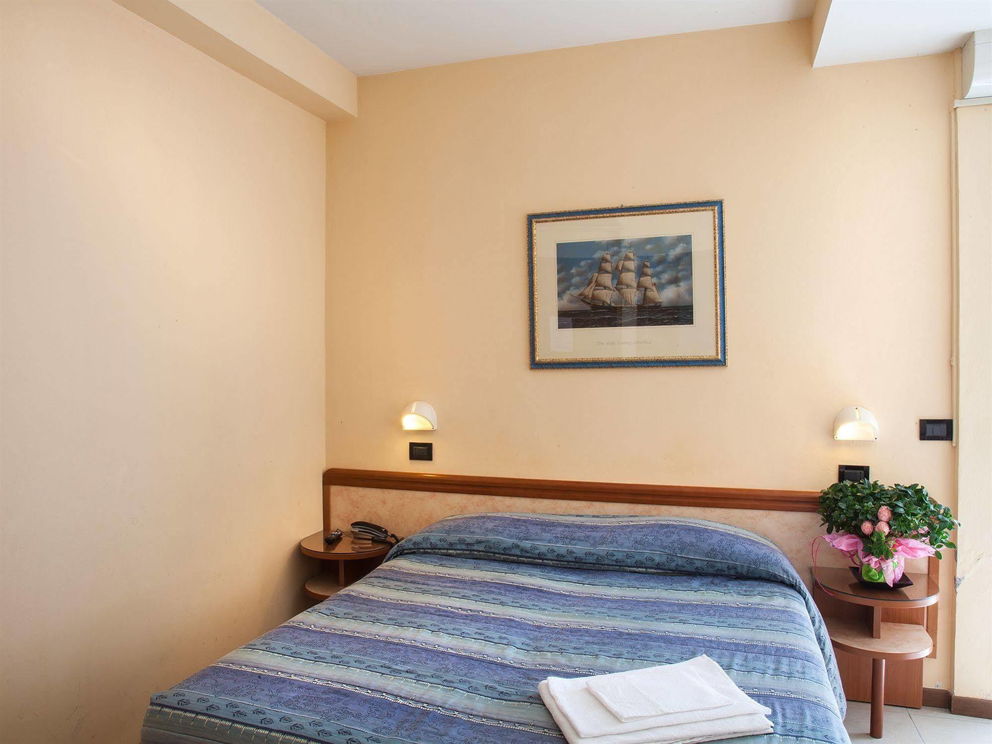 Hotel Bamby Rimini Ngoại thất bức ảnh