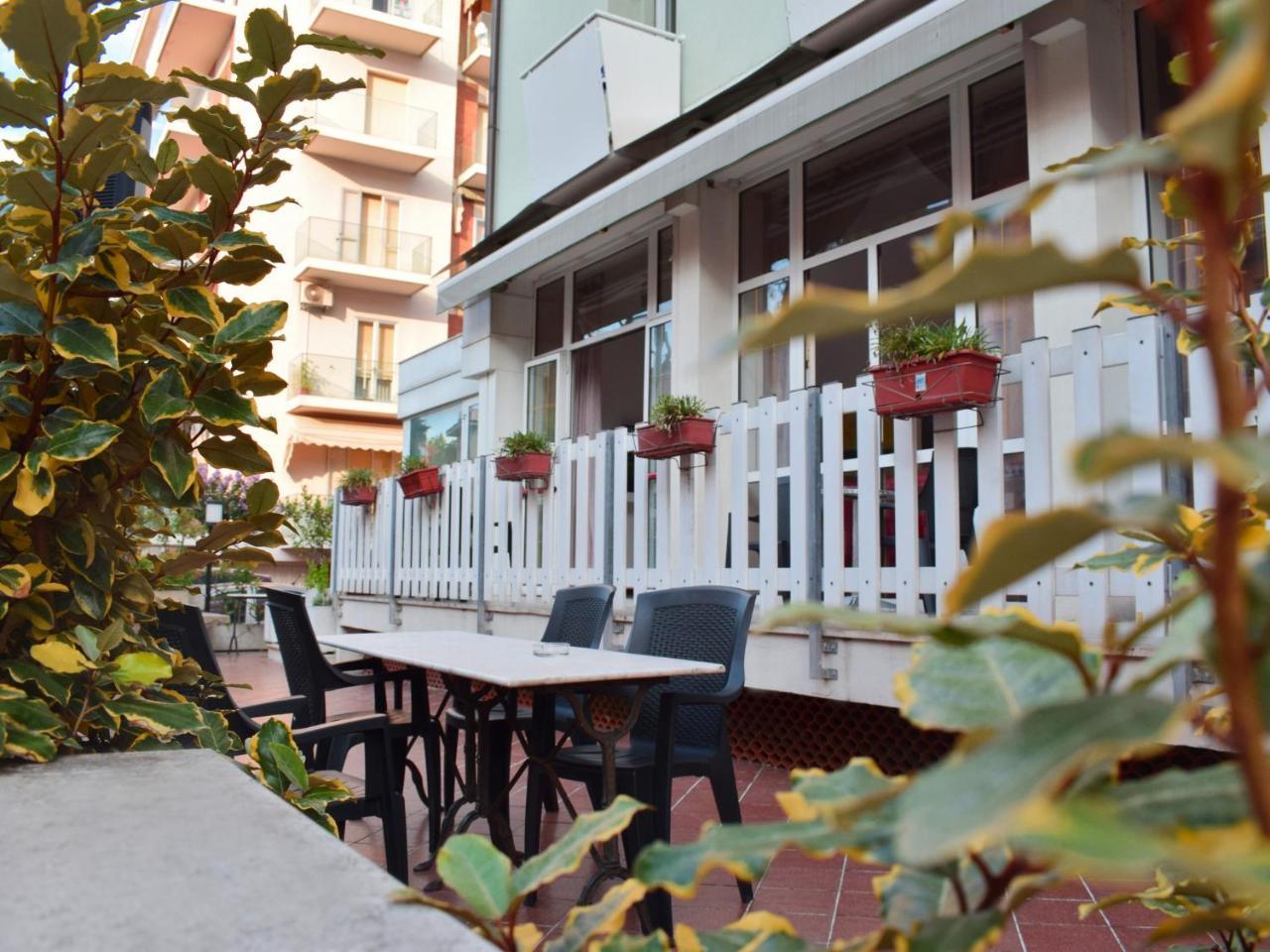 Hotel Bamby Rimini Ngoại thất bức ảnh